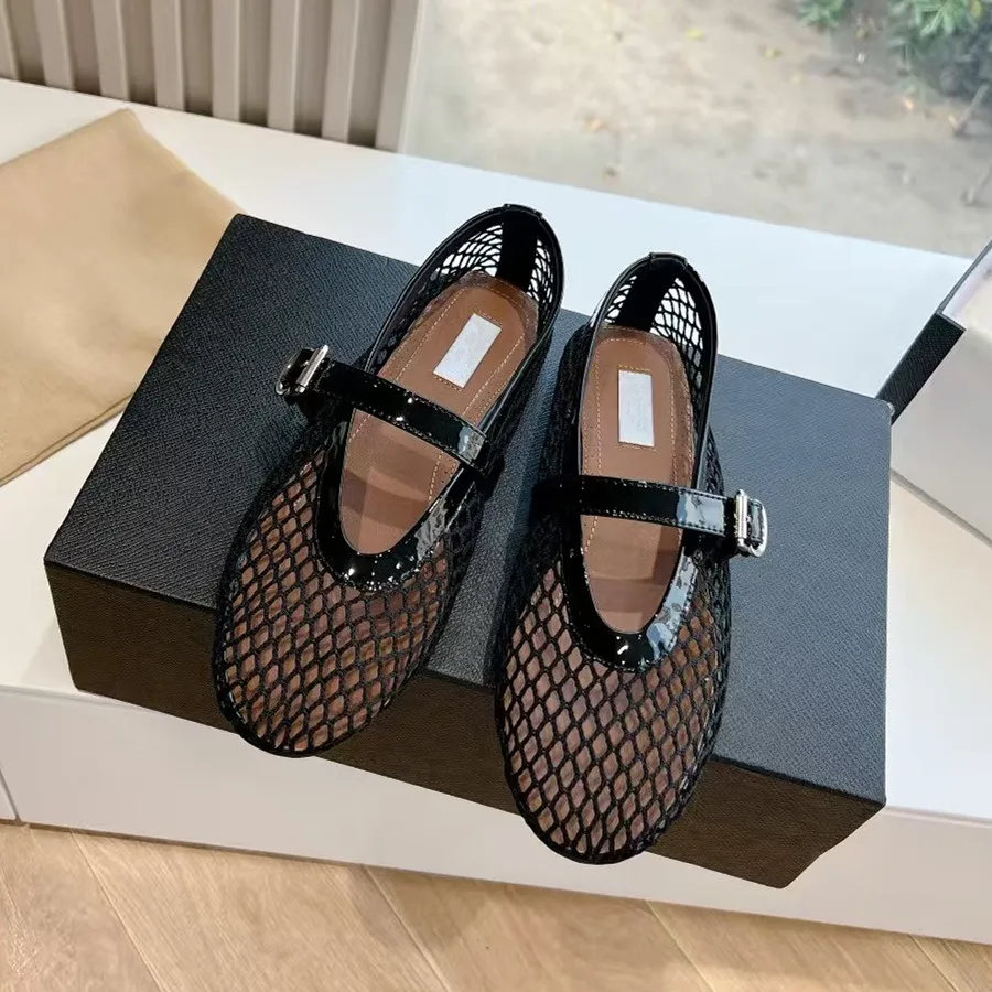 Sepatu Wanita Model Mary Jane  - Fishing Belt ulasan dan harga